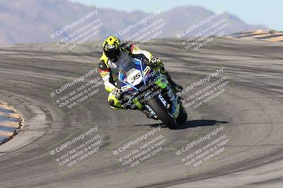 media/Dec-07-2025-CVMA (Sun) [[3e7d2de5dc]]/Race 6-The Shootout/